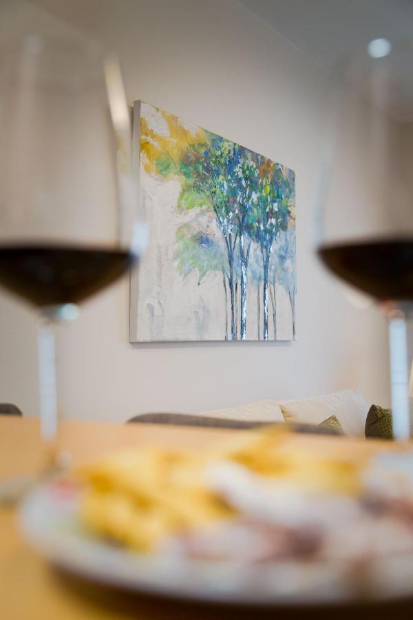 Holidays2Malaga Pena Parking & French Balcony & Smart Tv エクステリア 写真