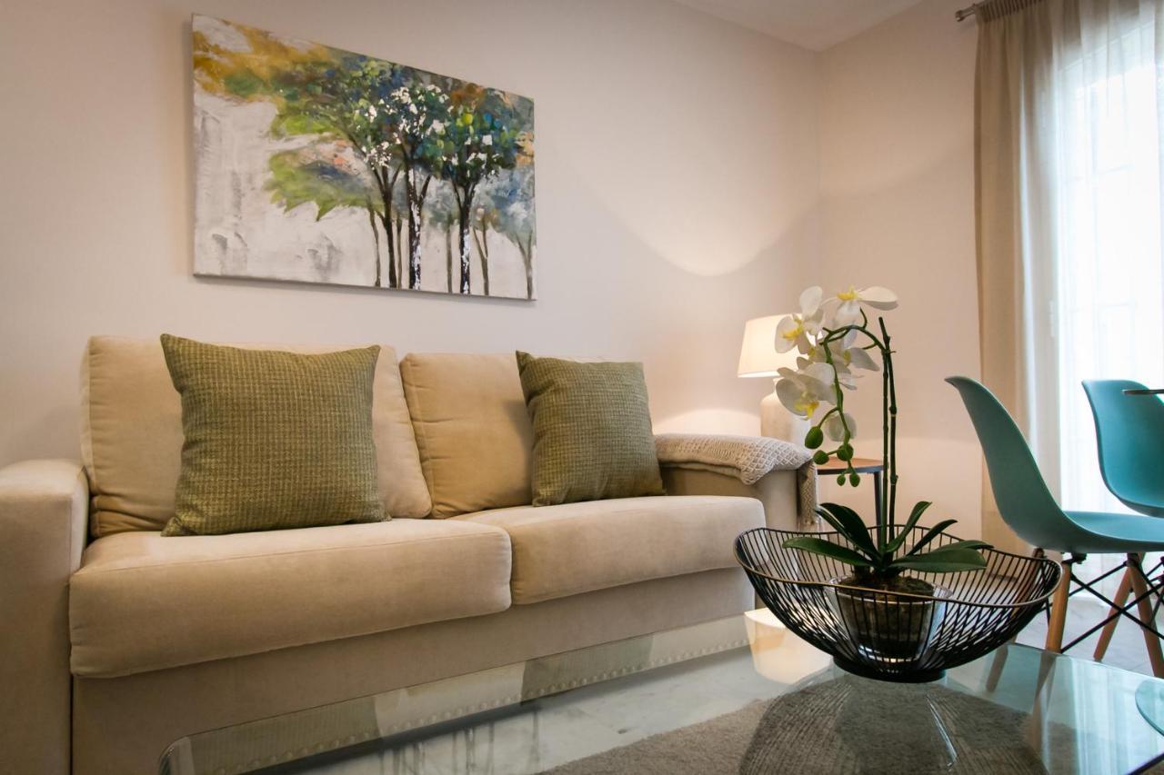 Holidays2Malaga Pena Parking & French Balcony & Smart Tv エクステリア 写真